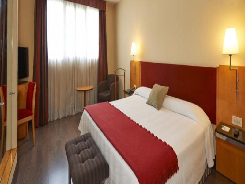 Hotel Nh Ciutat De Reus Exteriér fotografie